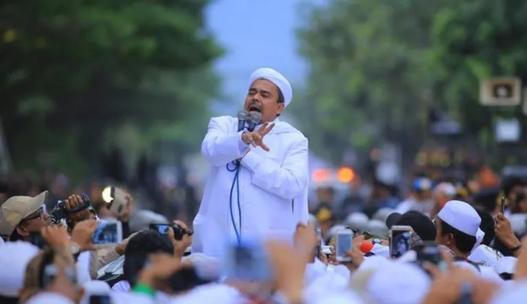 Pendukung Hbaib Rizieq ditangkap polisi karena demo ricuh(fajar)