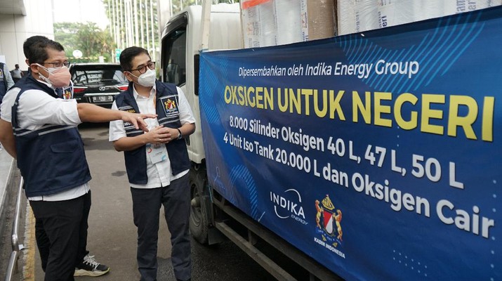 Donasi PT.Indika Energy Group untuk penanganan Pandemi diterima Ketua Kadin Arsjad Rasjid (Ist)
