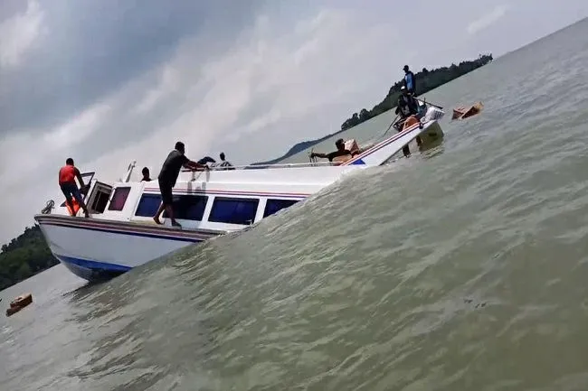 Ilustrasi Speadboat tenggelam (Gatra)