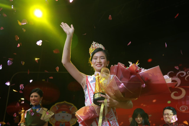 Aldora Helsa Goewyn, finalis Miss Chinese World 2021 (Net)