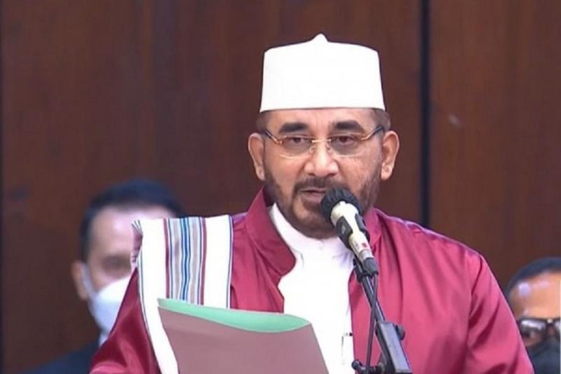 Doa Habib Nabiel di Sidang MPR RI: Ya Allah, Perbaiki Pemimpin Kami. (Idn time).