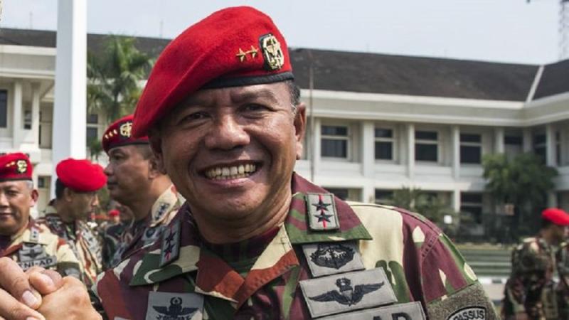 Menteri BUMN Erick Thohir Tunjuk Wamenhan Jadi Komut Len Industri. (cnn).