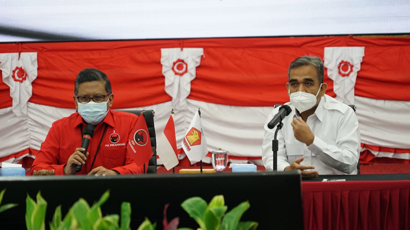 Pertemuan antara Sekjen PDIP Hasto Kristanto dengan Sekjen Partai Gerindra Ahmad Muzani (Foto: Istimewa)