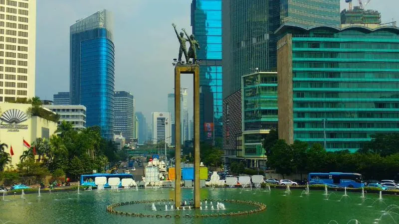 Patung Selamat Datang di Bundaran HI, Jakarta. (Okezone)