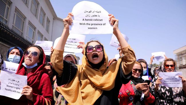 Protes perempuan Afghanistan (Reuters)