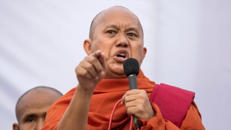 Biksu Anti Muslim Ashin Wirathu Dibebaskan Junta Myanmar. (Suara).