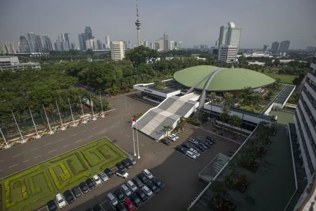 semakin ramai pemberitaan Badan Pemeriksa Keuangan (BPK) menemukan ada selisih alokasi dana program Pemulihan Ekonomi Nasional (PEN) dalam Anggaran Pendapatan dan Belanja Negara (APBN) 2020. 