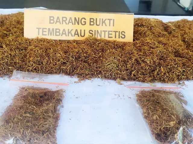 Tembakau sintetis (Sindo)