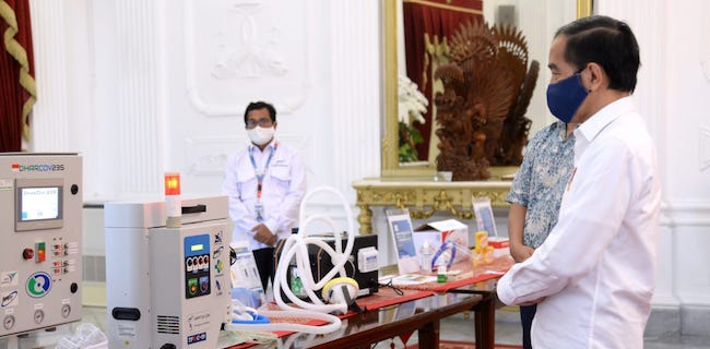 Presiden Joko Widodo saat menyaksikan alkes buatan BPPT/Dok.BPMI