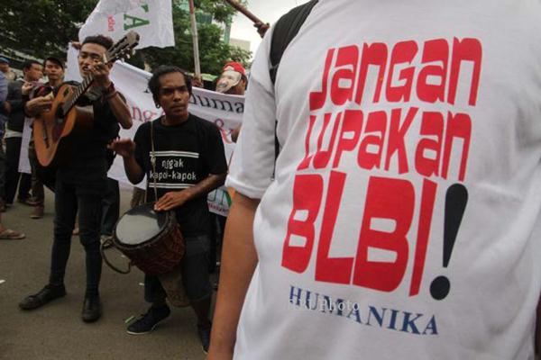 Demo mengingatkan korupsi Bantuan Likuiditas Bank Indonesia (BLBI). (Bisnis)