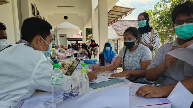Vaksinasi di Bangkalan Madura (Ist)