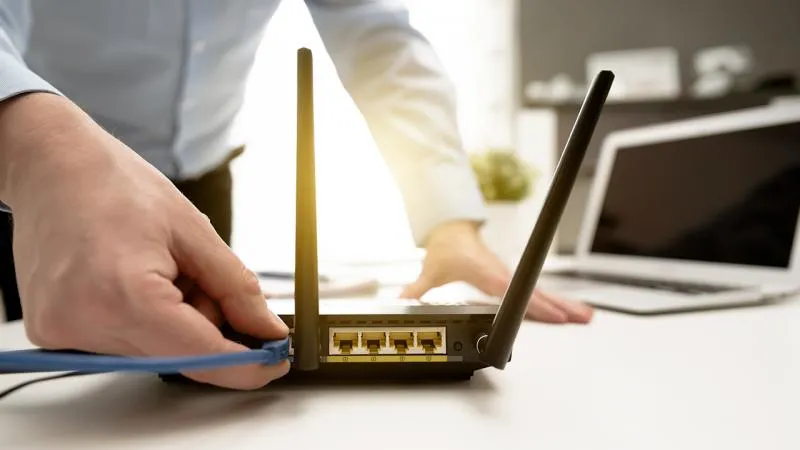 Harga Internet Indonesia lebih mahal dibandingkan Vietnam .Foto : pcmag.com