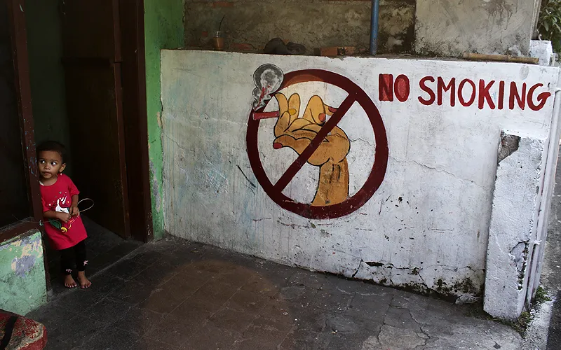 Ilustrasi Bahaya Rokok di Sebuah tempat di Jakarta. Robinsar Nainggolan
