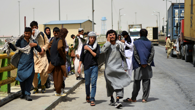 Warga Afghanistan pindah ke Iran (AFP)