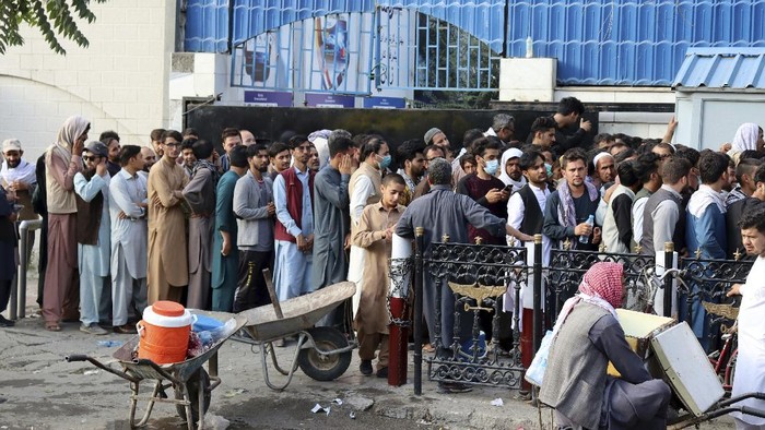 Warga Afghanistan kelaparan (AP)
