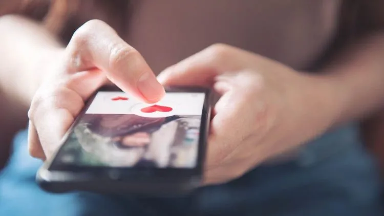 Ilustrasi aplikasi kencan (Foto: Pixabay)