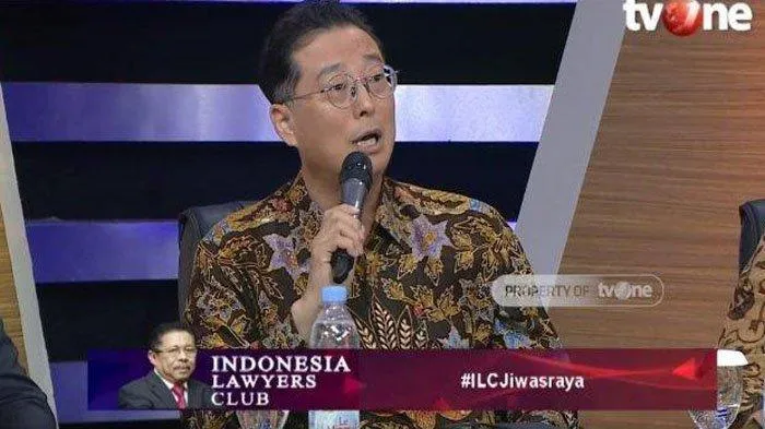 Mualaf, Eks Bos Samsung: Saya Lihat Bagaimana Muslim Berperilaku. (ScreenShoot).