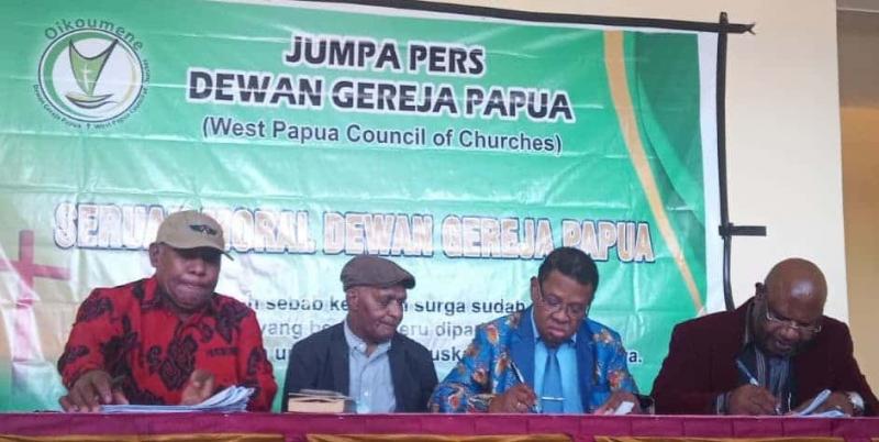 Jumpa Pers Dewan Gereja Papua di Sentani, ibu kota Kabupaten Jayapura. - Jubi/Benny Mawel 