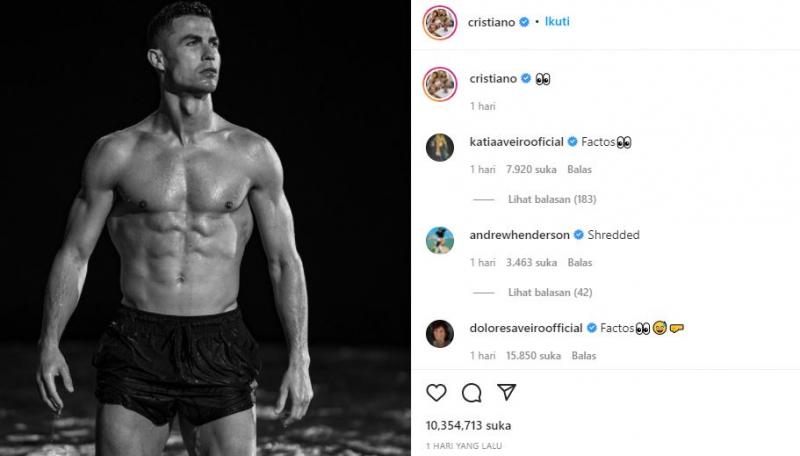 Ronaldo memamerkan otot sisxpack nya di usia ke-36 tahun (Foto: tangkap layar Instagram/cristiano)