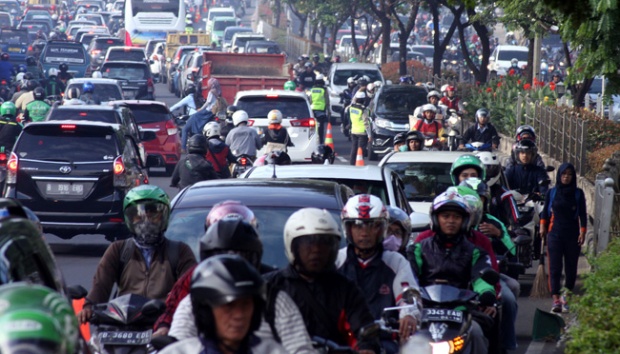 Kemacetan jalan Margonda Raya, Depok, Jawa Barat (Tempo)