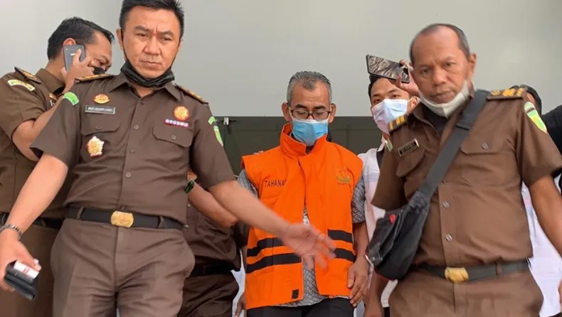 Mantan Bupati Kuansing Musini dituntut 8,5 tahun penjara (inews)