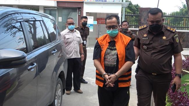 Terpidana perkara korupsi anggaran status DPO bernama Harmes Jhoni ditangkap (CNNIndonesia)
