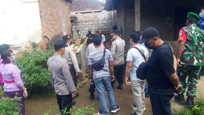 Foto: Rumah pria di Bali yang hidup 54 hari bareng jenazah ibunya setelah diawetkan pakai es. (dok. Istimewa)