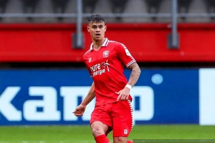 Ragnar Oratmangoen dan Mees Hilgers akan bela Timnas Indonesia (kompas)