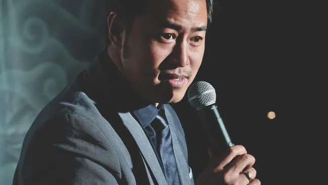Keras, Pandji Pragiwaksono: Luarnya Manis, Tengahnya Kosong? PSI!  (Dok. Pandji Pragiwaksono Management)