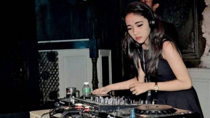 Chat DJ Indah Cleo Sesaat Sebelum Tewas, korban Double O Foto Tribunnewswiki