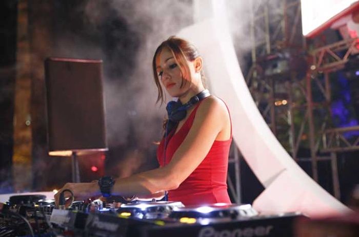DJ Chantal Dewi ngau tiga kali sebulan pakai sabu demi jaga stamina (ayosemarang)