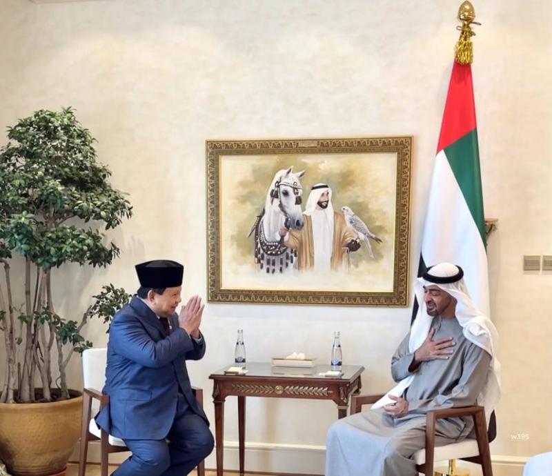 Menhan Prabowo temui Putra Mahkota, MBZ di Abu Dhabi (republika)