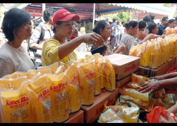 Operasi pasar minyak goreng (antara)