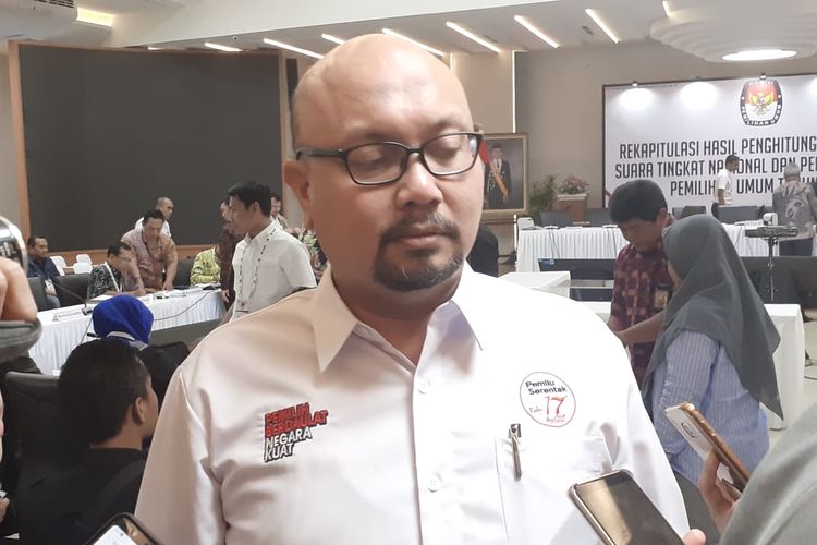Komisioner KPU Ilham Saputra respons perndyataan Luhut Pandjaitan soal mahalnya anggaran Pemilu 2024 (kompas)