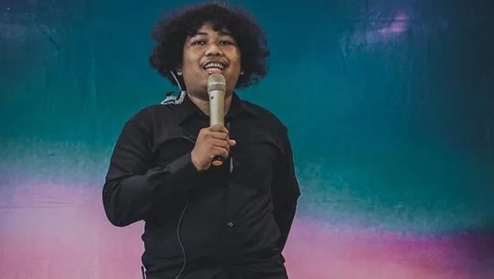 Komika Marshel Widianto akan diperiksa polisi terkait kasus Dea OnlyFans (detik)
