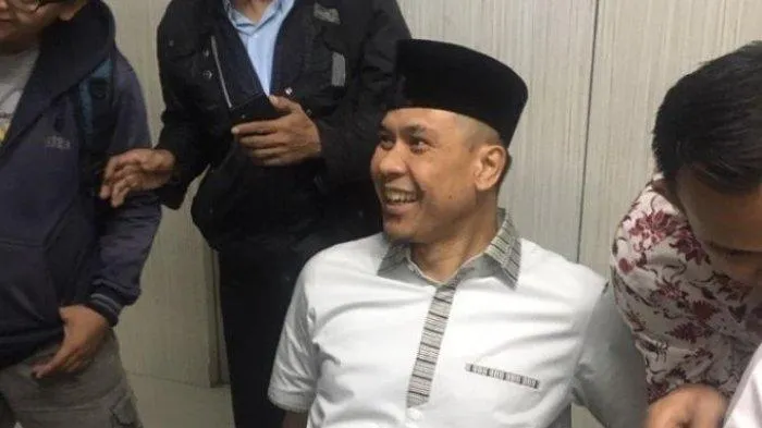 Hakim dan jaksa  beda pendapat soal vonis Munarman (Tribun)