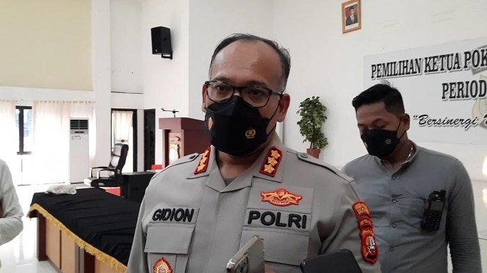 Kapolres Metro Bekasi Kombes Gidion Arif benarkan selebgram Bekasi dilaporkan terkait kasus penipuan arisan online (Tribun)