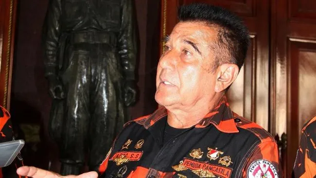 Ketua Umum Tegas Larang Pengurus Pemuda Pancasila Minta THR Lebaran. (Detik).