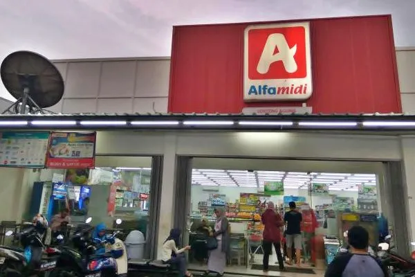Gerai Alfamidi. - JIBI/Nurul Hidayat  