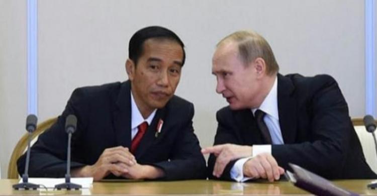 Presiden Jokowi bersama dengan Presiden Rusia Vladimir Putin (rakyat merdeka)