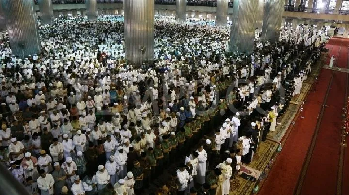Imam Besar Ungkap jumlah jemaah yang gelar salat Id di Masjid Istiqlal (tempo)