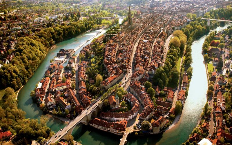 Sungai Aare di Kota Bern, Swiss (www.bern.com)