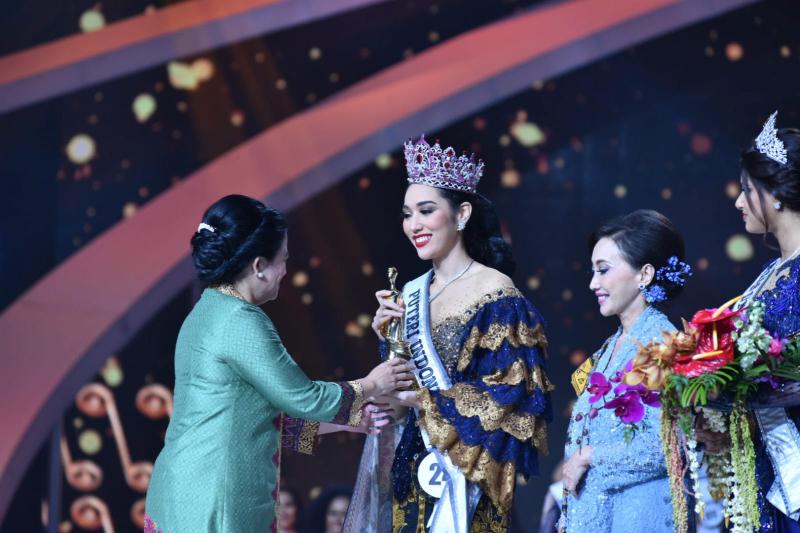 Finalis Puteri Indonesia asal Bali Laksmi Shari Se Nefee terpilih sebagai Puteri Indonesia 2022 (Istimewa)