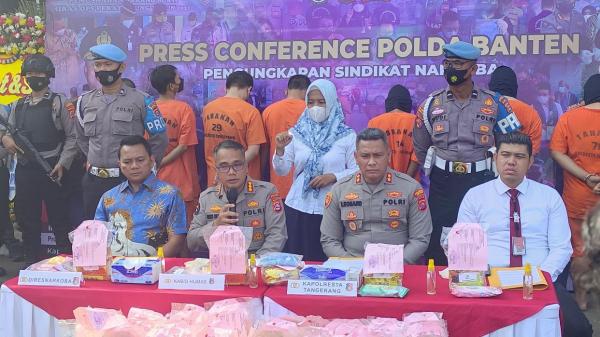 Polisi membongkar jaringan narkoba lintas negara di Tangerang (iNews)