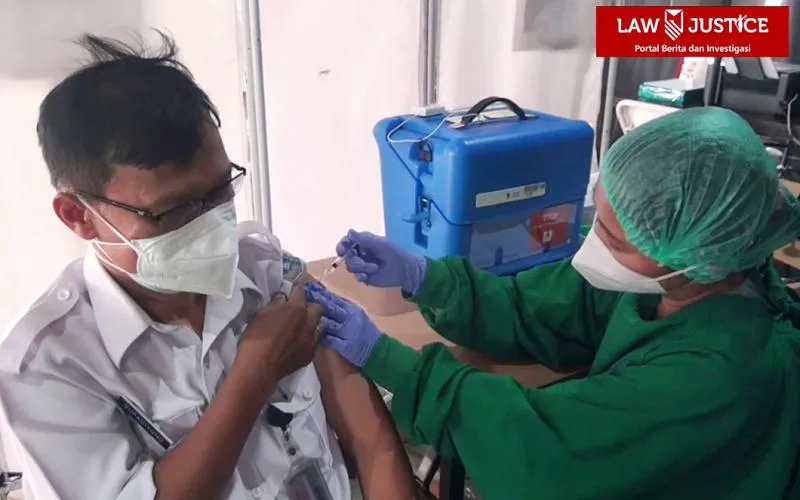 Vaksin Booster Kedua Untuk Tenaga Kesehatan. (law-justice.co)