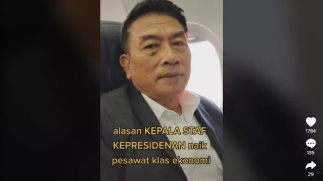 Heboh Moeldoko Naik Pesawat Ekonomi, Netizen: Biasa, Udah Dekat Pemilu. (Tiktok).