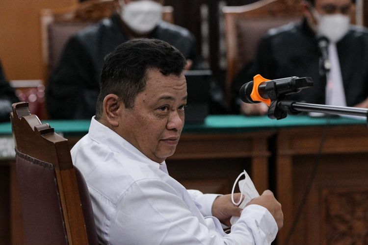 Terdakwa kasus pembunuhan berencana Brigadir J, Kuat Ma`ruf dalam persidangannya di Pengadilan Negeri Jakarta Selatan (PN Jaksel). (Foto: Kompas.com)