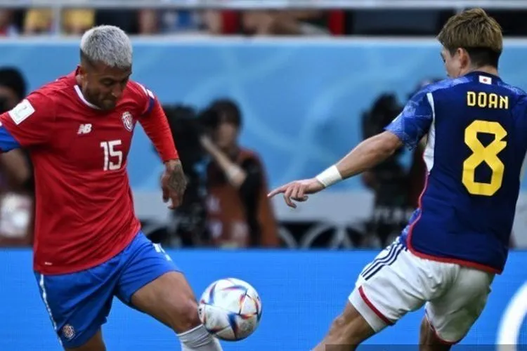 Babak pertama Jepang vs Kosta Rika di matchday hari kedua Piala Dunia 2022, Minggu (27/11/2022). (Foto: AFP)
