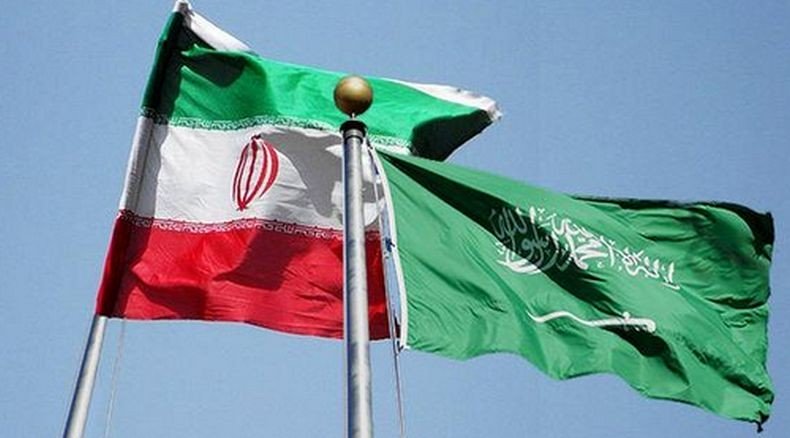Bendera Arab Saudi dan iran (Net)