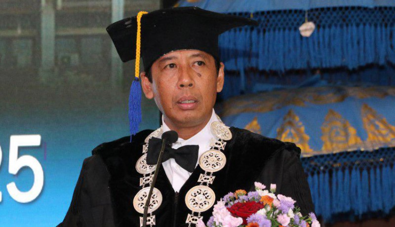 Diduga Rugikan Negara Rp443 M, Rektor Udayana Jadi Tersangka Korupsi. (nusabali.com).